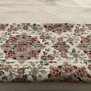 Floral Reversible Quit